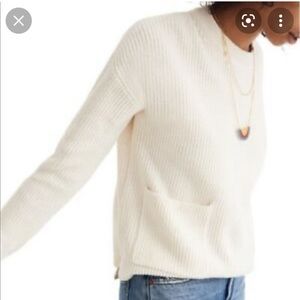 18- Madewell Patch Pullover Pocket Sweater in White size xs